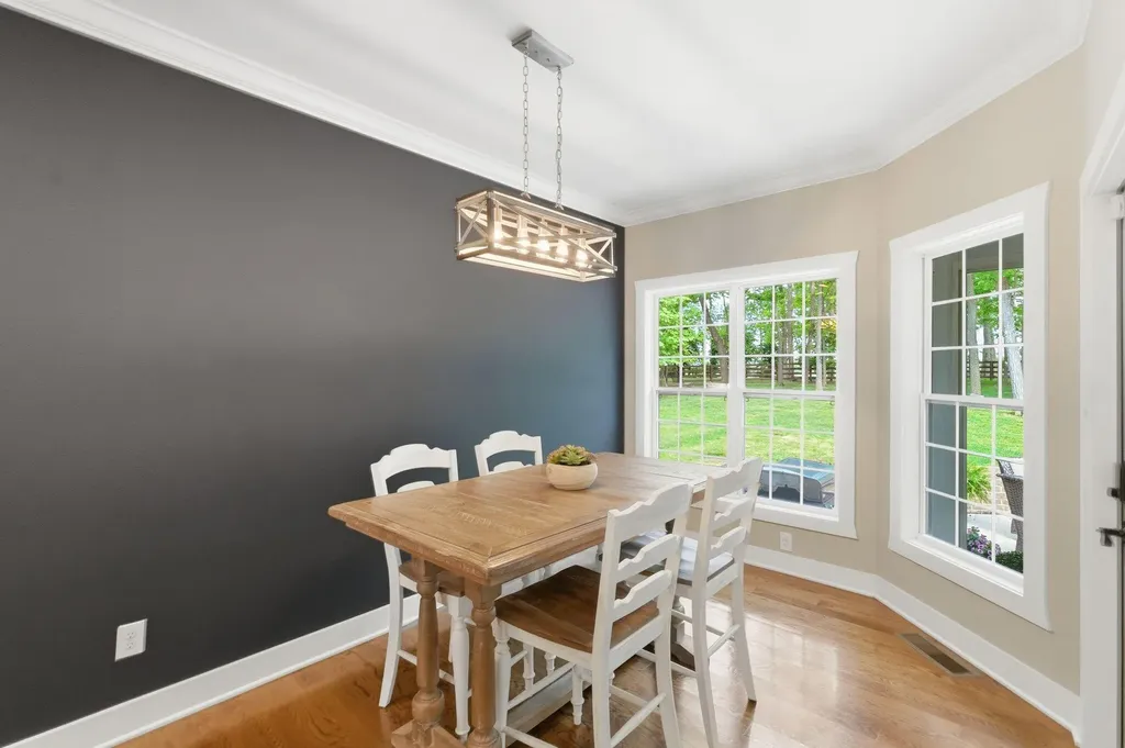 1008 Forrest Court Versailles KY 40383