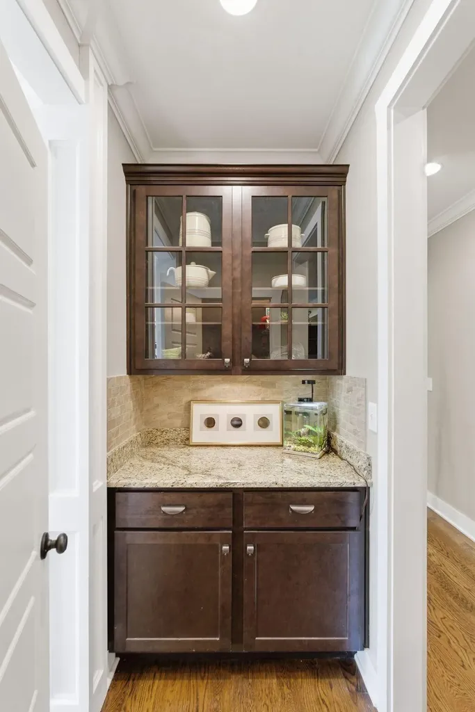 1008 Forrest Court Versailles KY 40383
