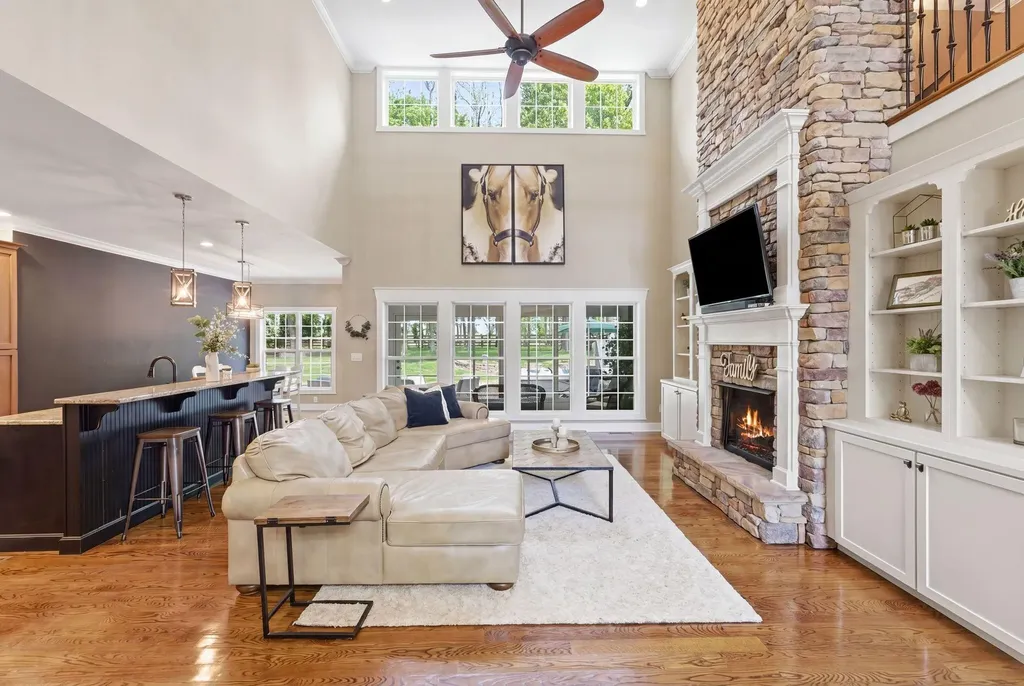 1008 Forrest Court Versailles KY 40383