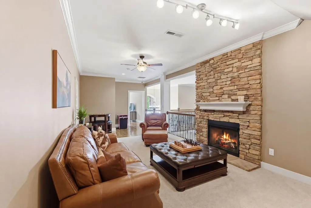 1008 Forrest Court Versailles KY 40383