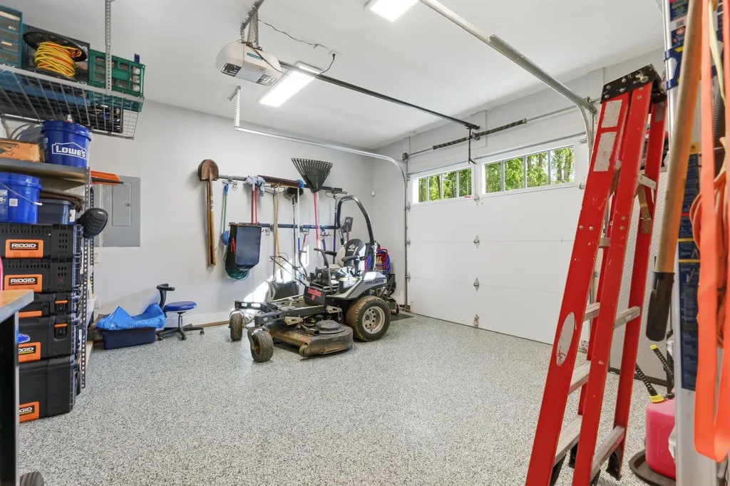 1008 Forrest Court Versailles KY 40383