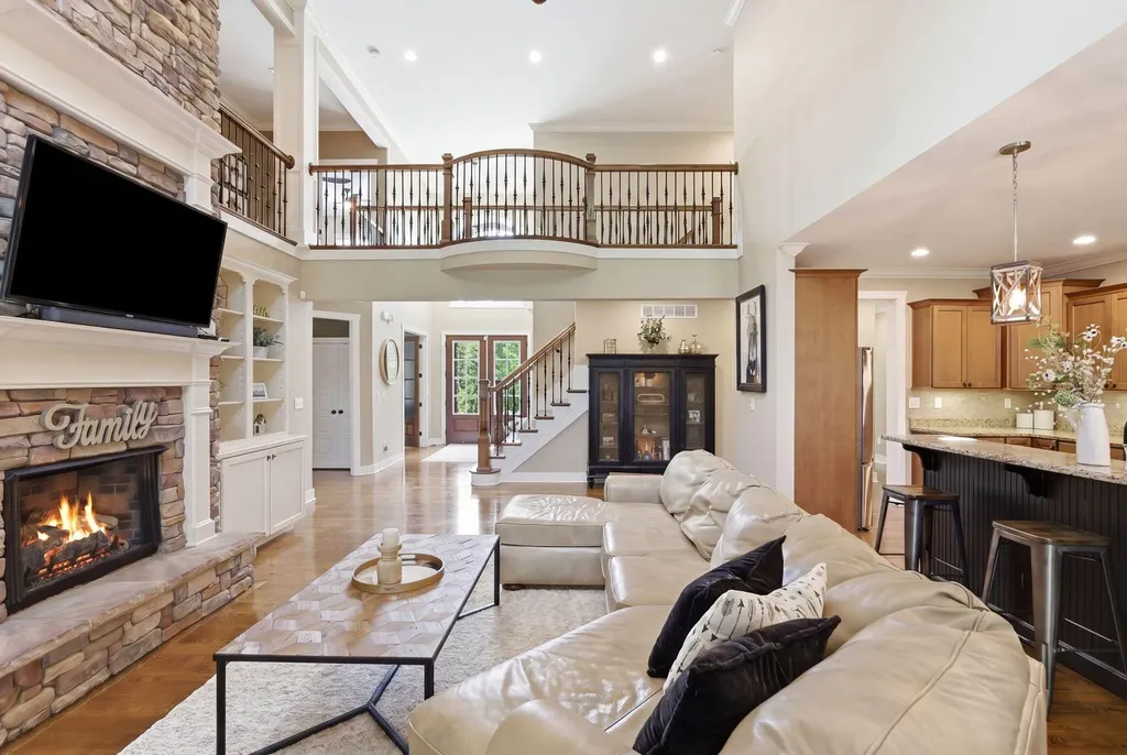 1008 Forrest Court Versailles KY 40383