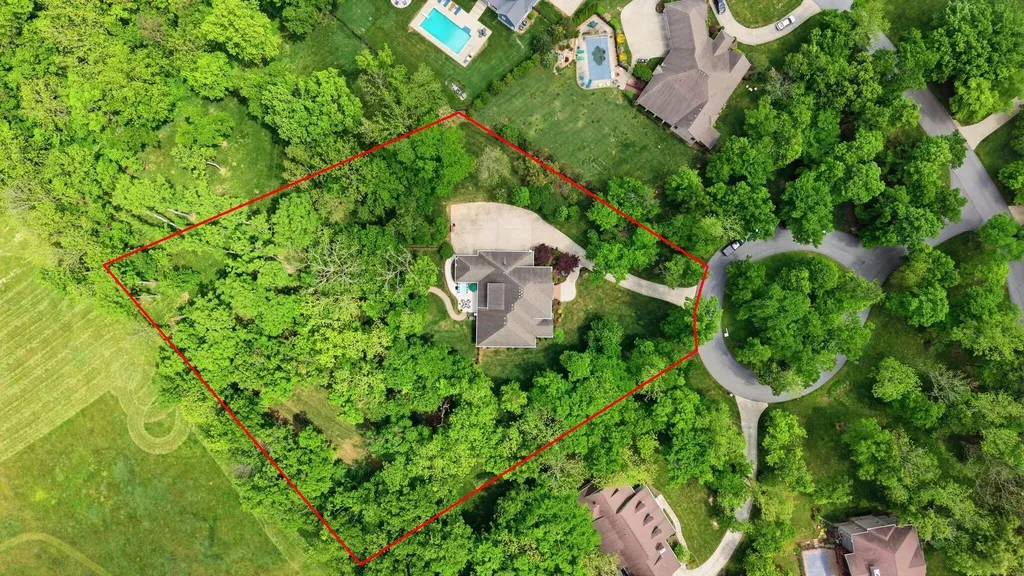 1008 Forrest Court Versailles KY 40383
