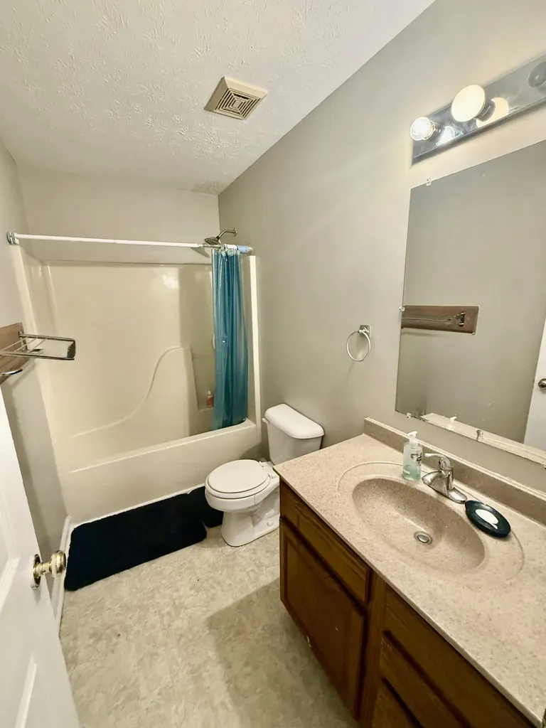 216 Christopher Drive Nicholasville KY 40356