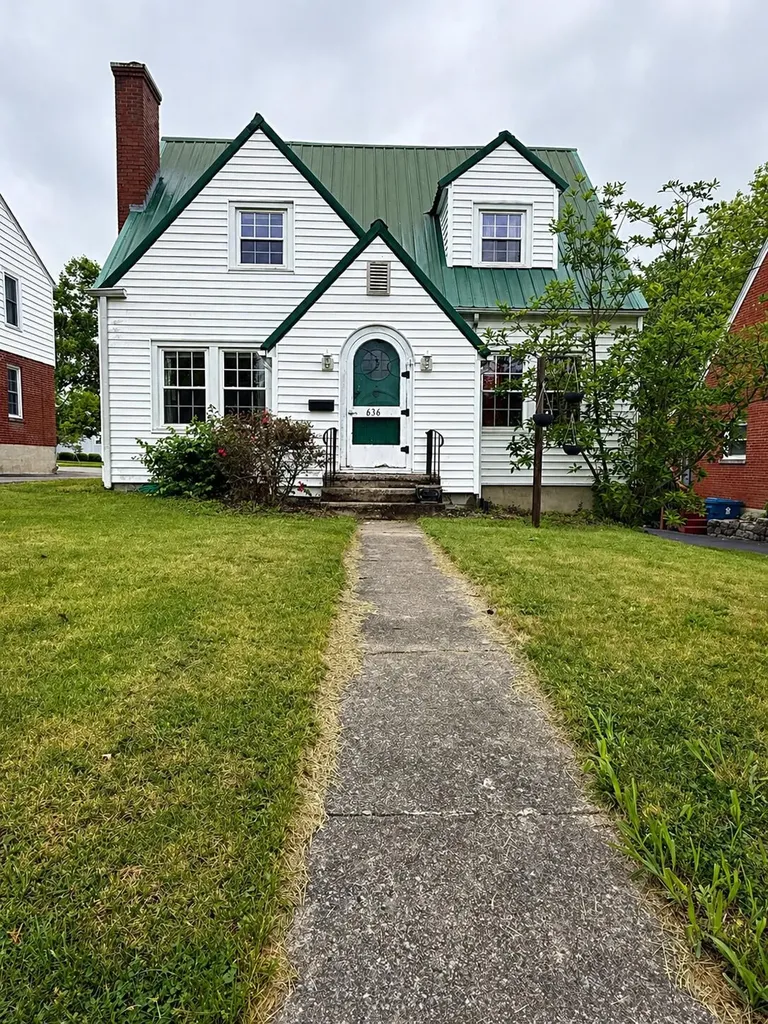 636 Beaumont Avenue Harrodsburg KY 40330