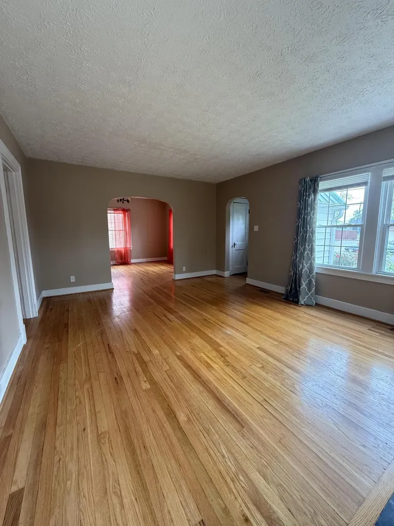 636 Beaumont Avenue Harrodsburg KY 40330