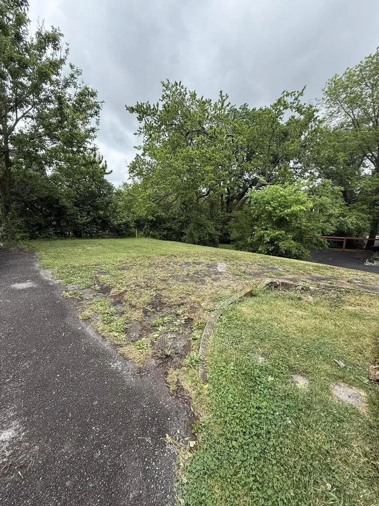 636 Beaumont Avenue Harrodsburg KY 40330