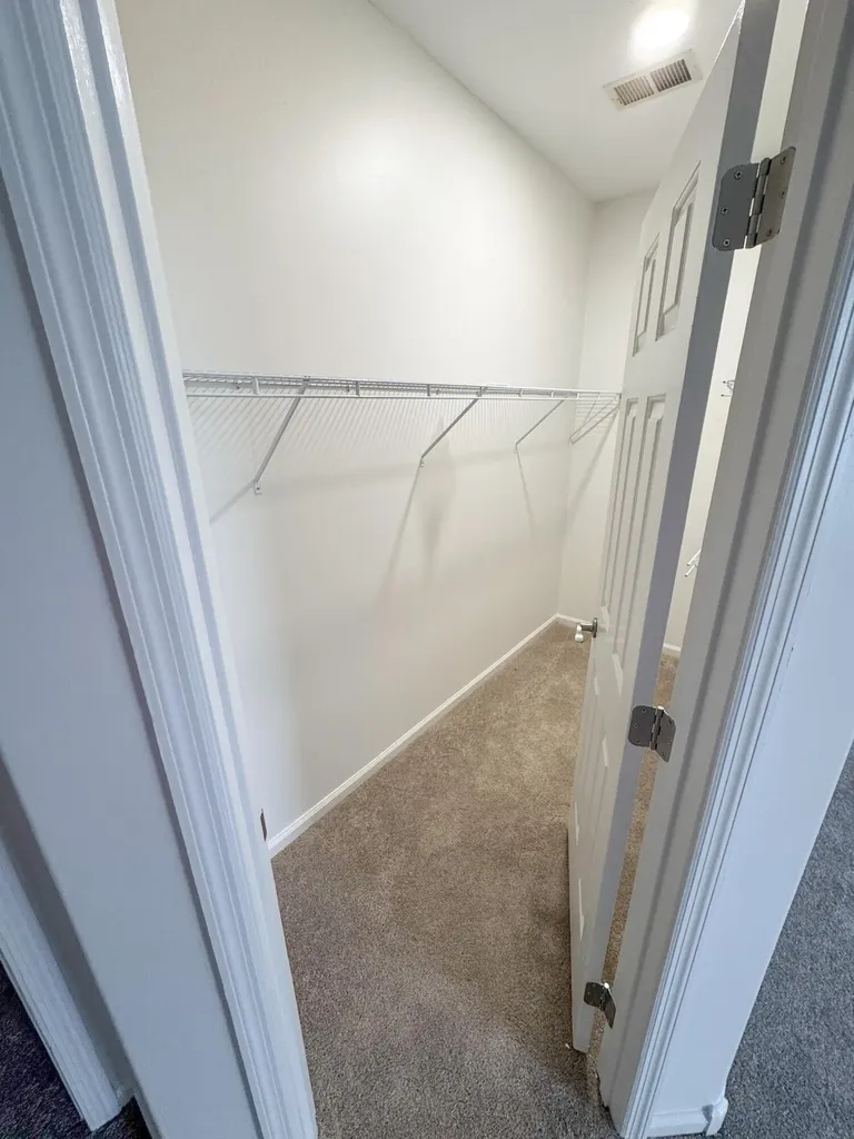 720 Whispering Brook Trace Lexington KY 40509