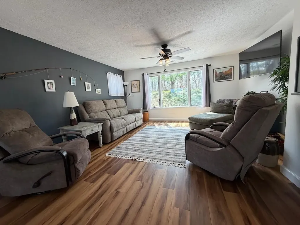 404 Lorel Dunbar Road Jamestown KY 42629