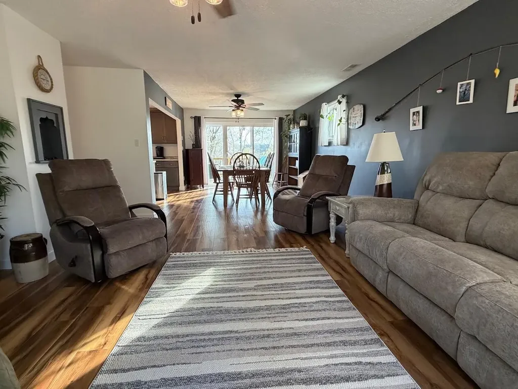 404 Lorel Dunbar Road Jamestown KY 42629