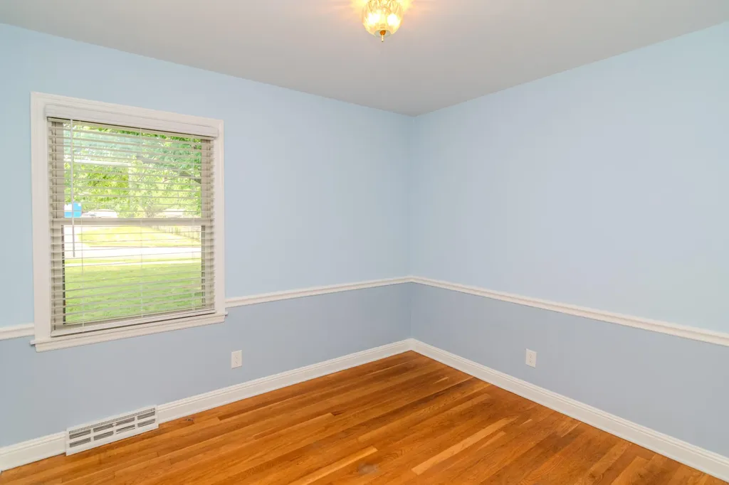 137 Newcastle Street Lexington KY 40504