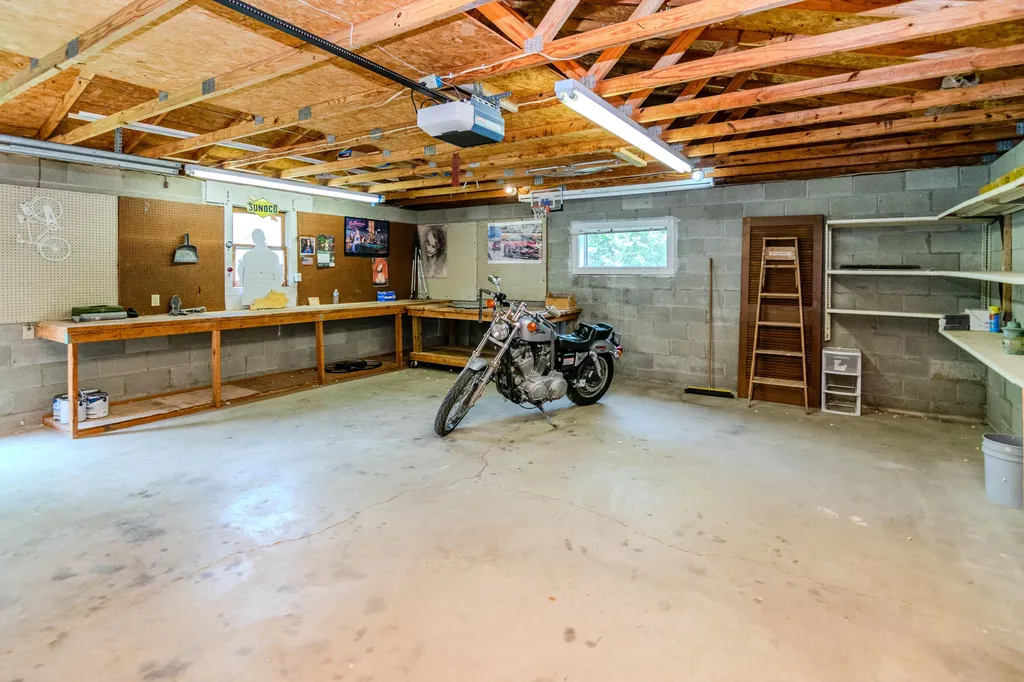 137 Newcastle Street Lexington KY 40504