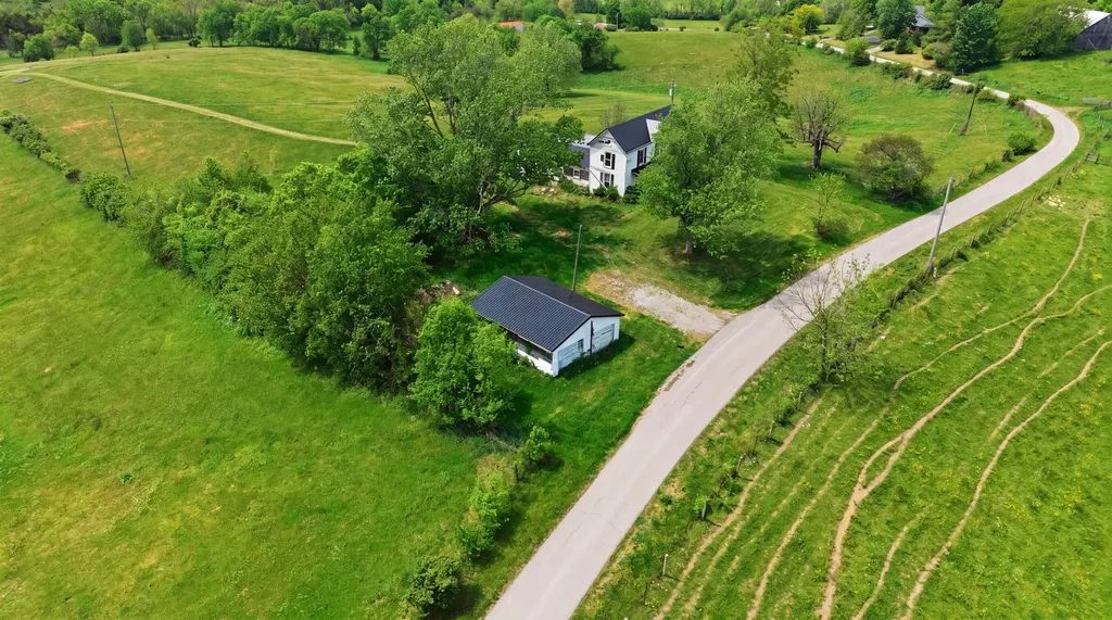 650 Gillispie Road Carlisle KY 40311