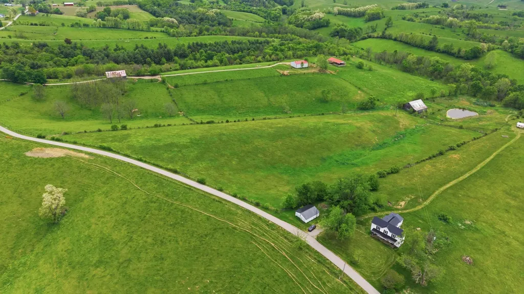650 Gillispie Road Carlisle KY 40311