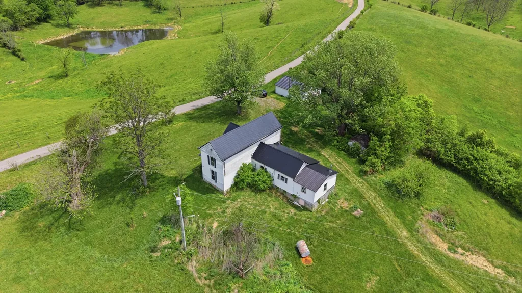 650 Gillispie Road Carlisle KY 40311