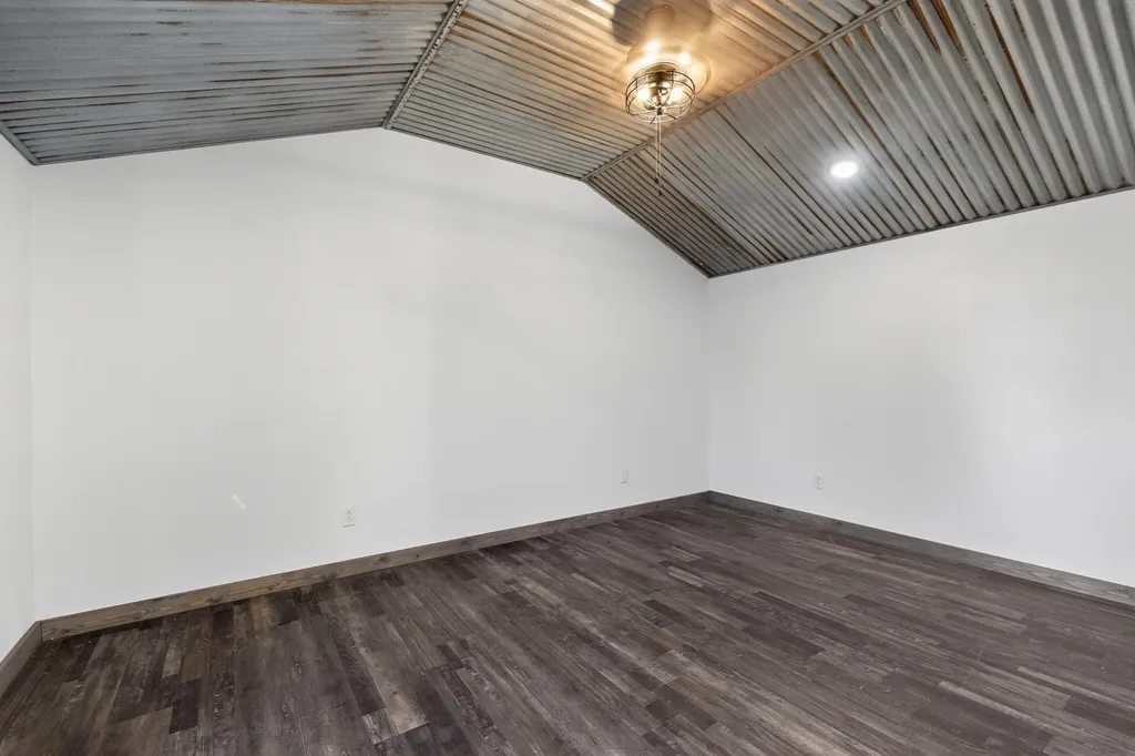 1810 Twin Creek Road Sadieville KY 40370