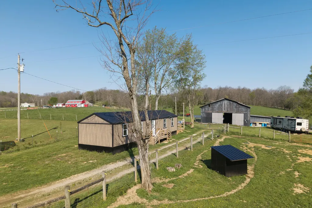 1810 Twin Creek Road Sadieville KY 40370