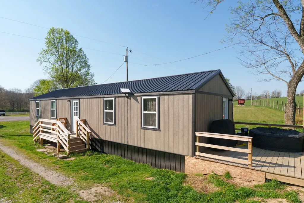 1810 Twin Creek Road Sadieville KY 40370