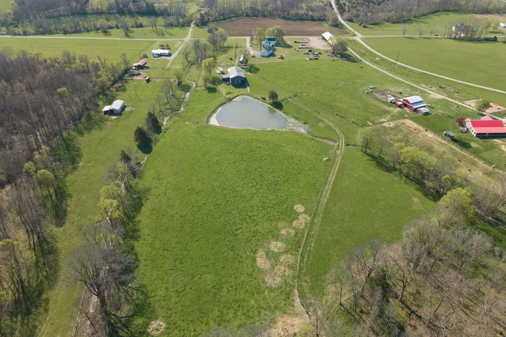 1810 Twin Creek Road Sadieville KY 40370