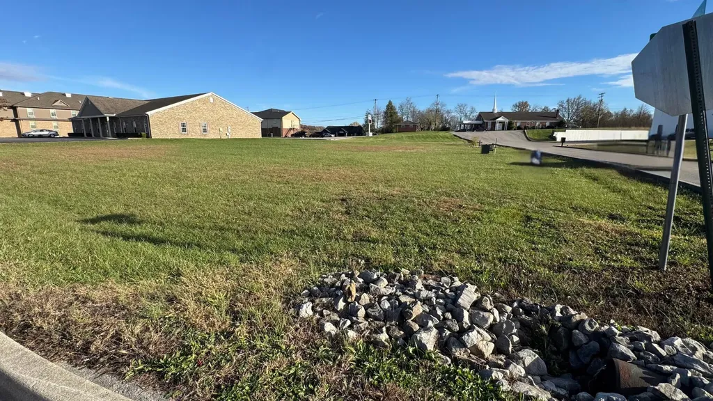 Lot 23&24 Centre Street Somerset KY 42501