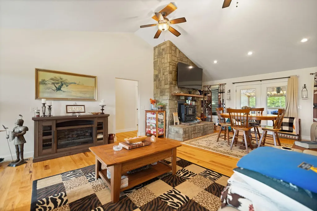46 Poplar Grove Church Road Gray KY 40734
