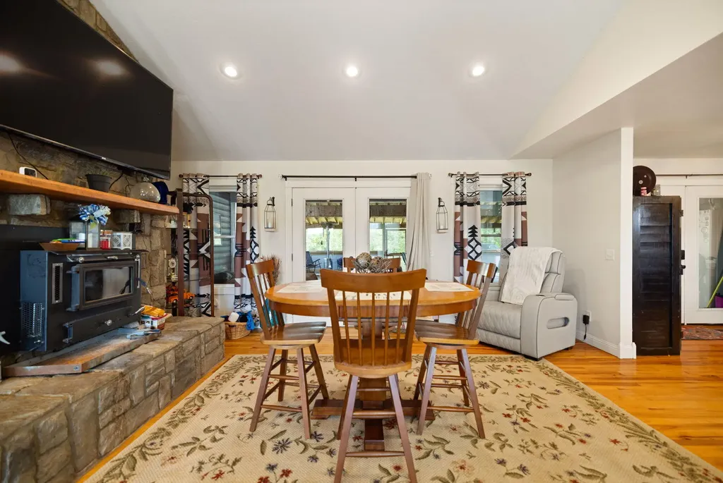 46 Poplar Grove Church Road Gray KY 40734