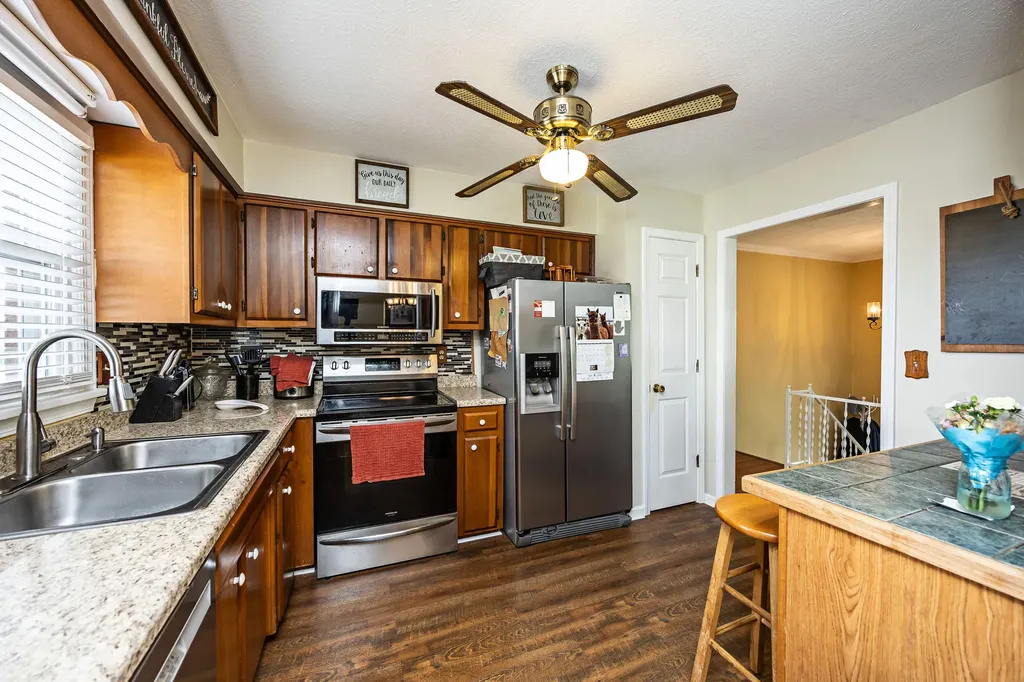 613 Longview Road Danville KY 40422