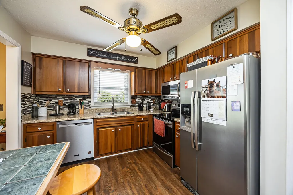 613 Longview Road Danville KY 40422