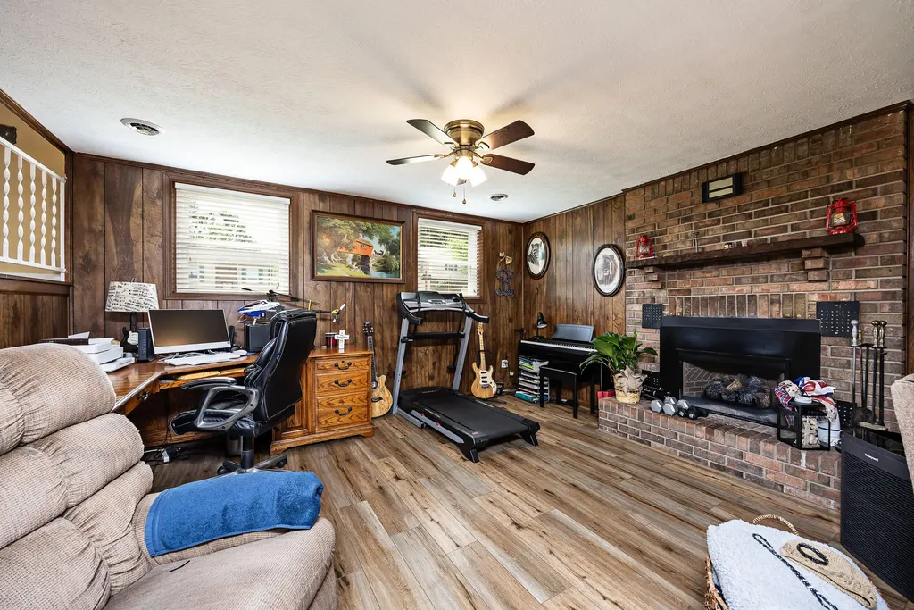 613 Longview Road Danville KY 40422