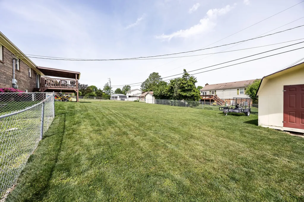 613 Longview Road Danville KY 40422