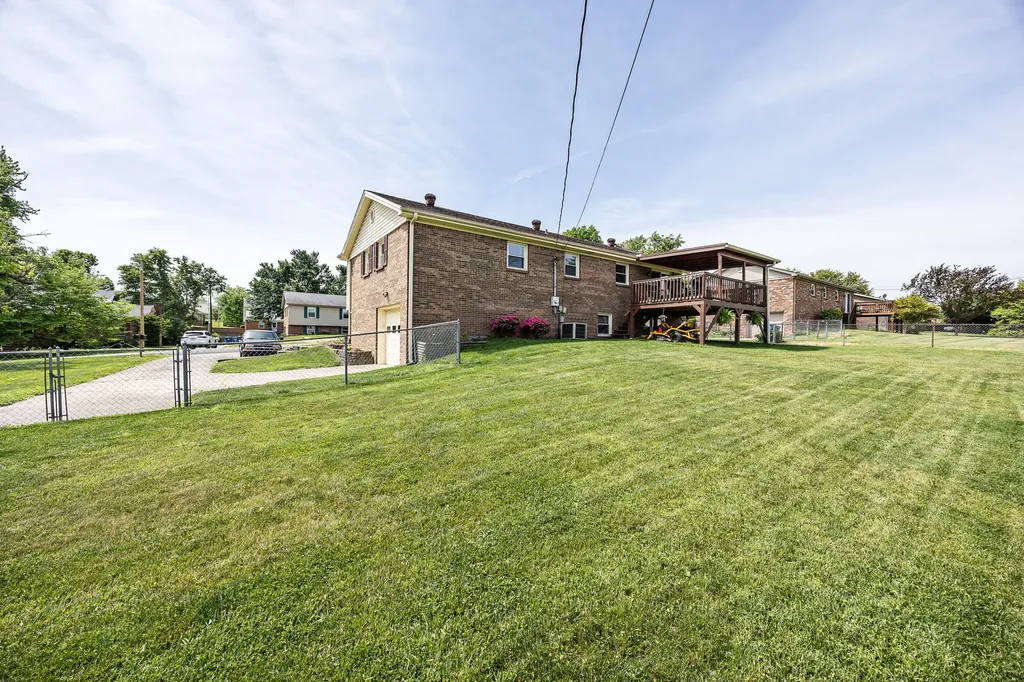 613 Longview Road Danville KY 40422