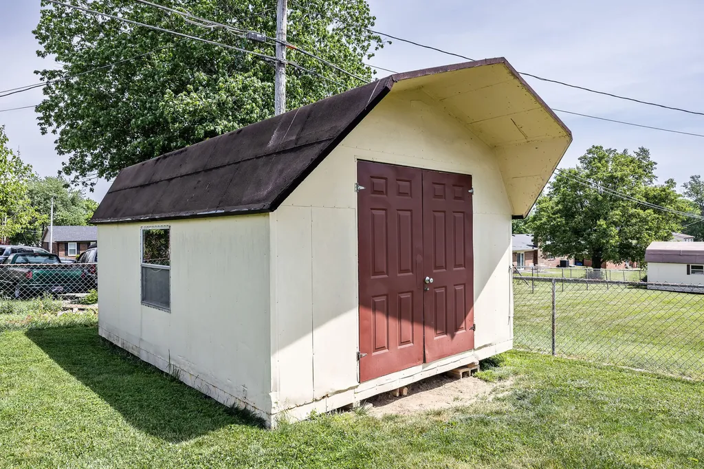 613 Longview Road Danville KY 40422