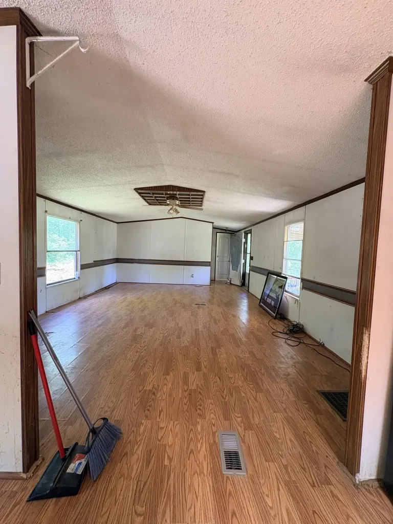 1972 Garvin Ridge Road Olive Hill KY 41164