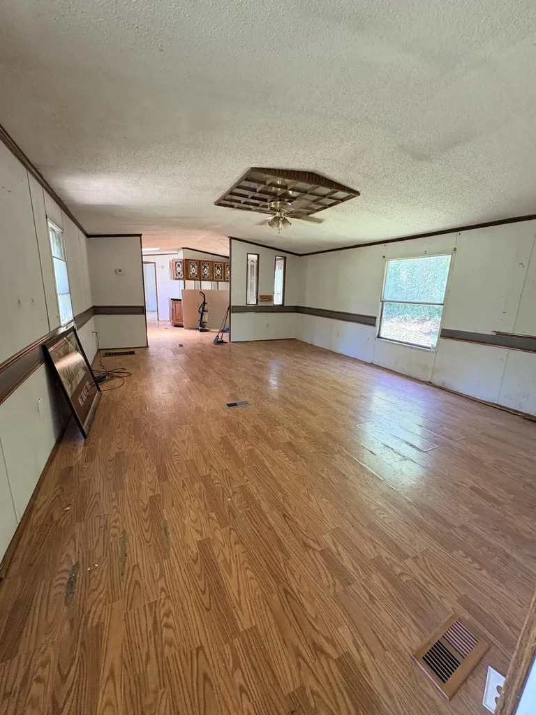 1972 Garvin Ridge Road Olive Hill KY 41164