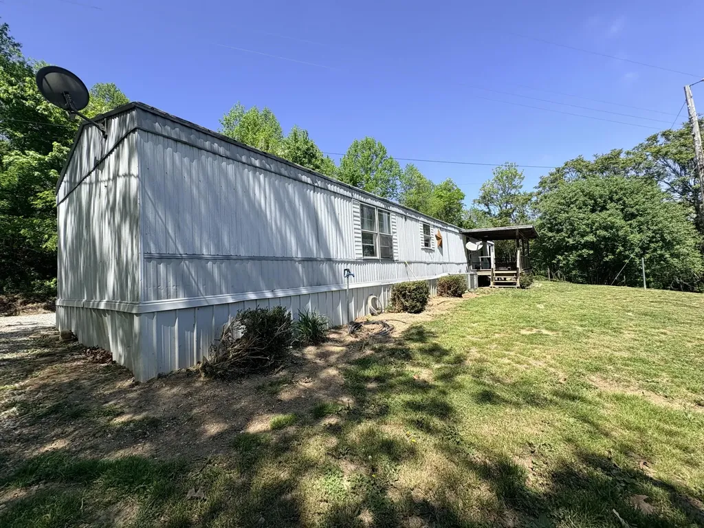 1972 Garvin Ridge Road Olive Hill KY 41164