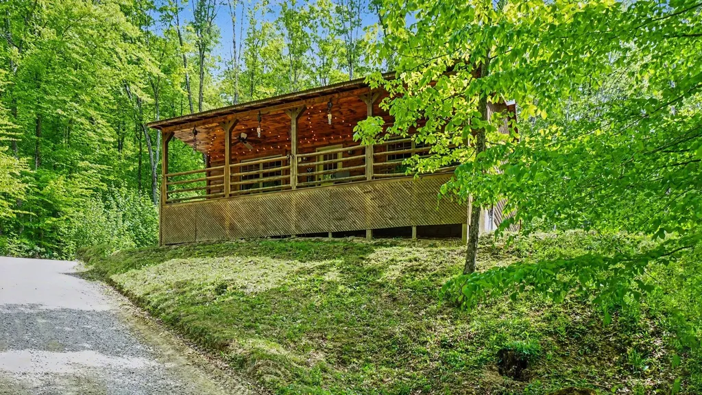 1630 Lower Hatcher Creek Road Stanton KY 40380