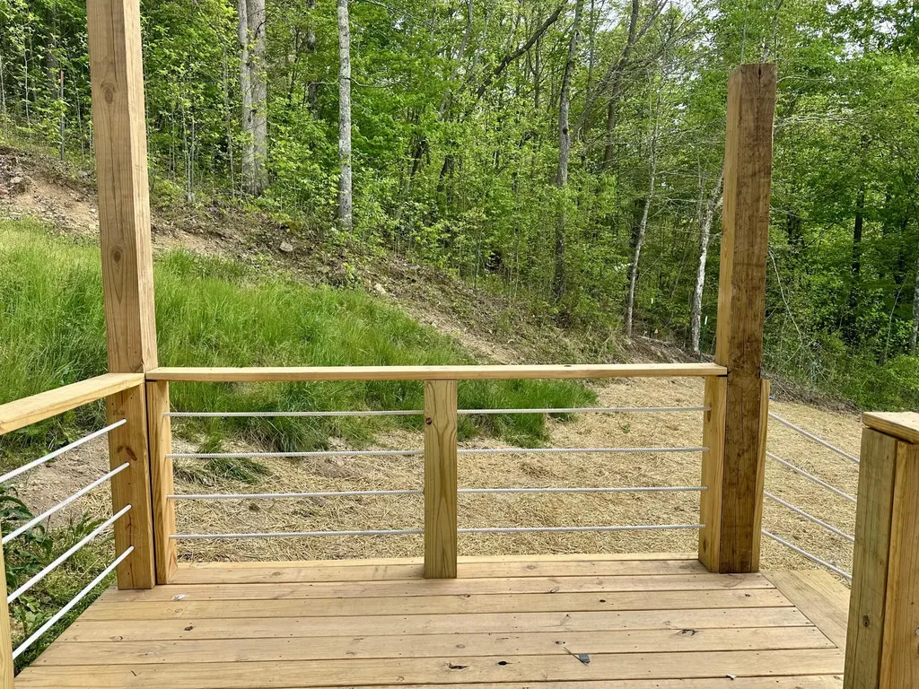 117 Apple Valley Way East Bernstadt KY 40729