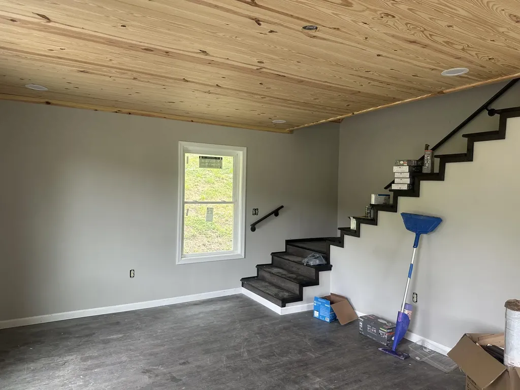 117 Apple Valley Way East Bernstadt KY 40729