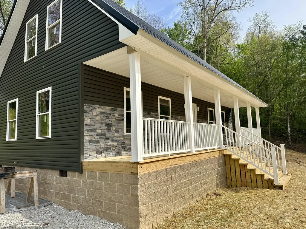 117 Apple Valley Way East Bernstadt KY 40729