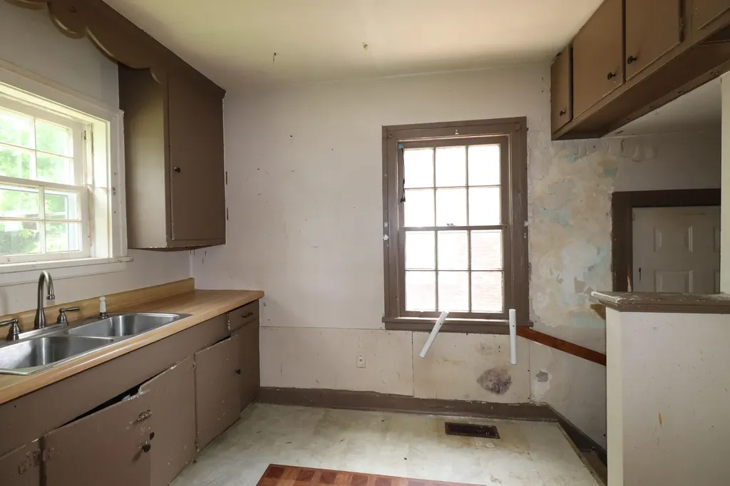 1211 Liggett Street Lexington KY 40508