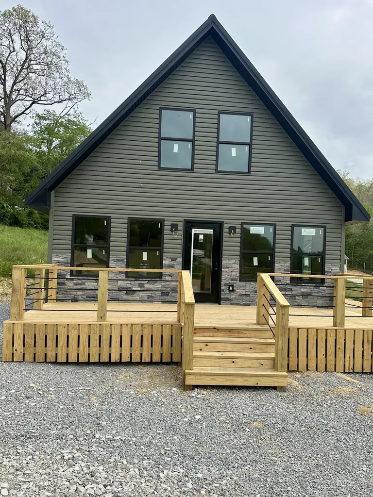 767 Hensley Road East Bernstadt KY 40729