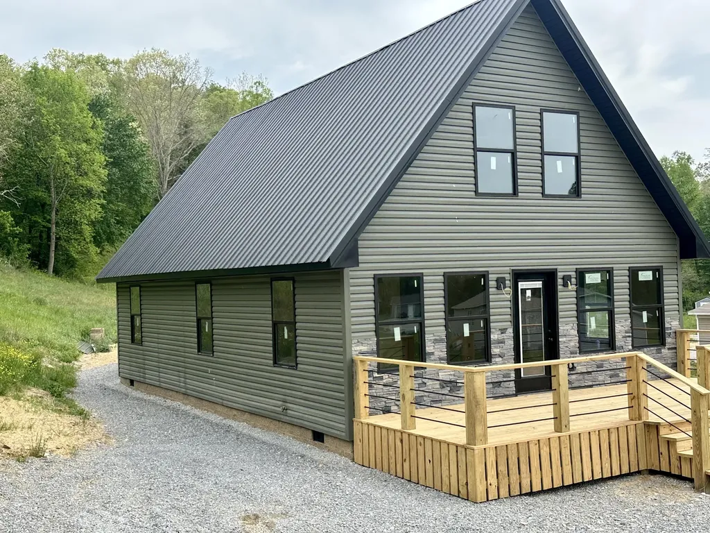 767 Hensley Road East Bernstadt KY 40729