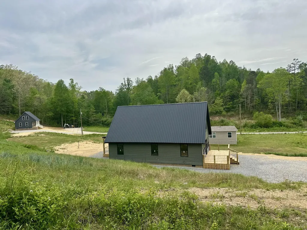767 Hensley Road East Bernstadt KY 40729