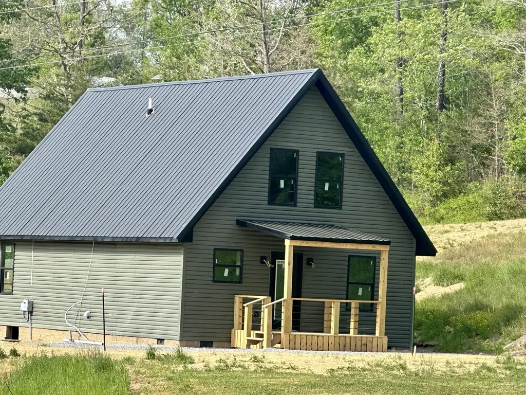 767 Hensley Road East Bernstadt KY 40729