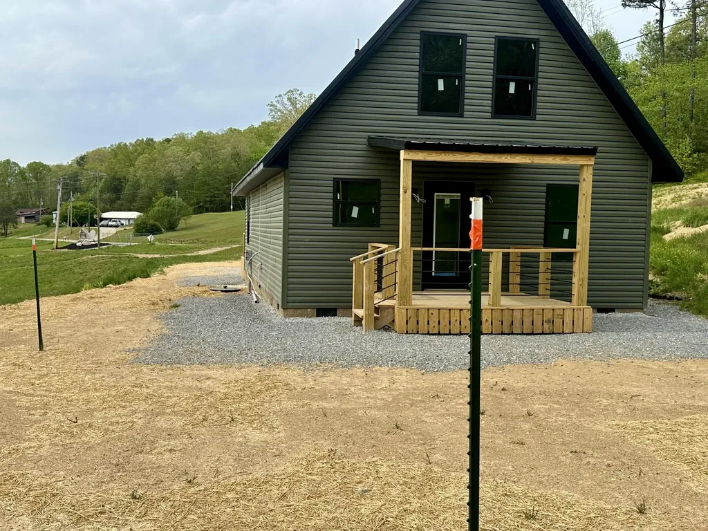 767 Hensley Road East Bernstadt KY 40729