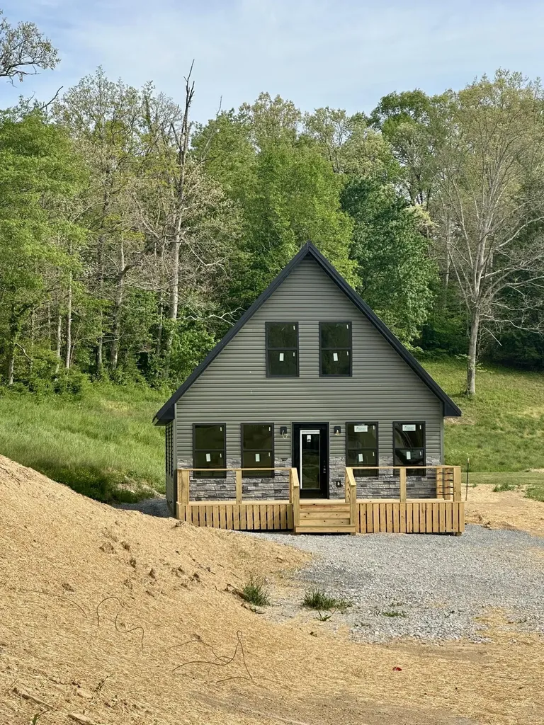 767 Hensley Road East Bernstadt KY 40729