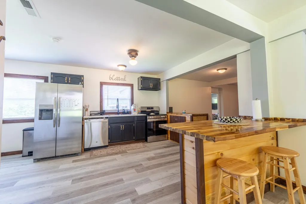 134 Poley Ellis Lane Pine Knot KY 42635