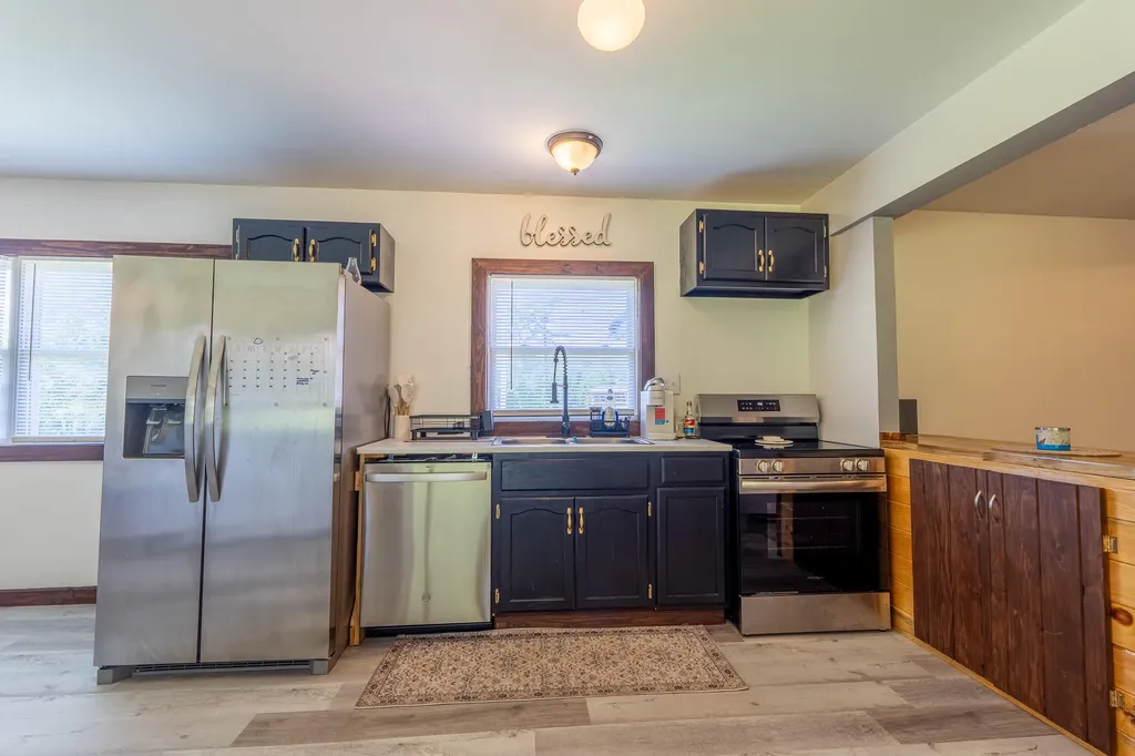134 Poley Ellis Lane Pine Knot KY 42635