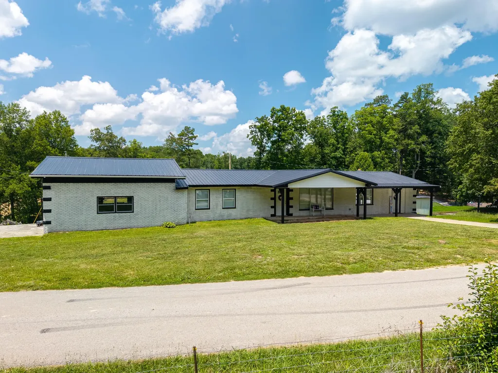 134 Poley Ellis Lane Pine Knot KY 42635