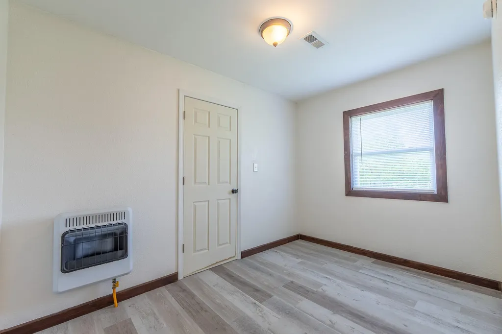 134 Poley Ellis Lane Pine Knot KY 42635